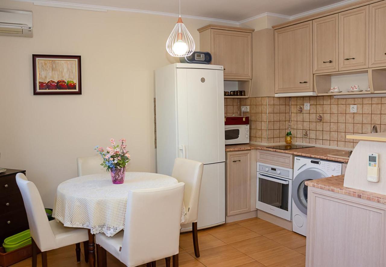 Cozy 1Bd Apartment With Free Parking In The Area By Flat Mаnager 바르나 외부 사진
